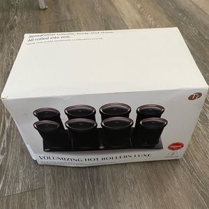 T3 Volumizing Hot Rollers Set + 4 Extra Rollers!!!